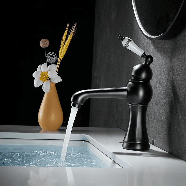 Siyah Retro Porselen Kollu Tezgah Üstü Lavabo Bataryası